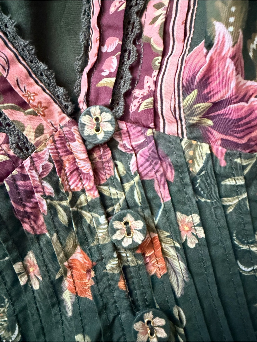 FARM Rio Flowering Garden Blouse 100% Cotton Beautiful Details Size M - Picture 13 of 13